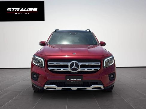 Used 2020 Mercedes-Benz GLB 250 4MATIC w/ Premium Package image 3