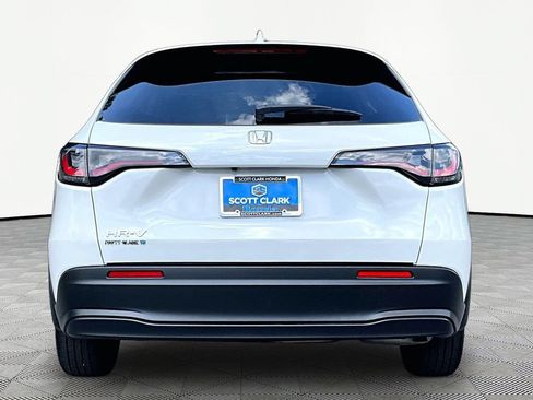 Certified 2026 Honda HR-V LX image 6