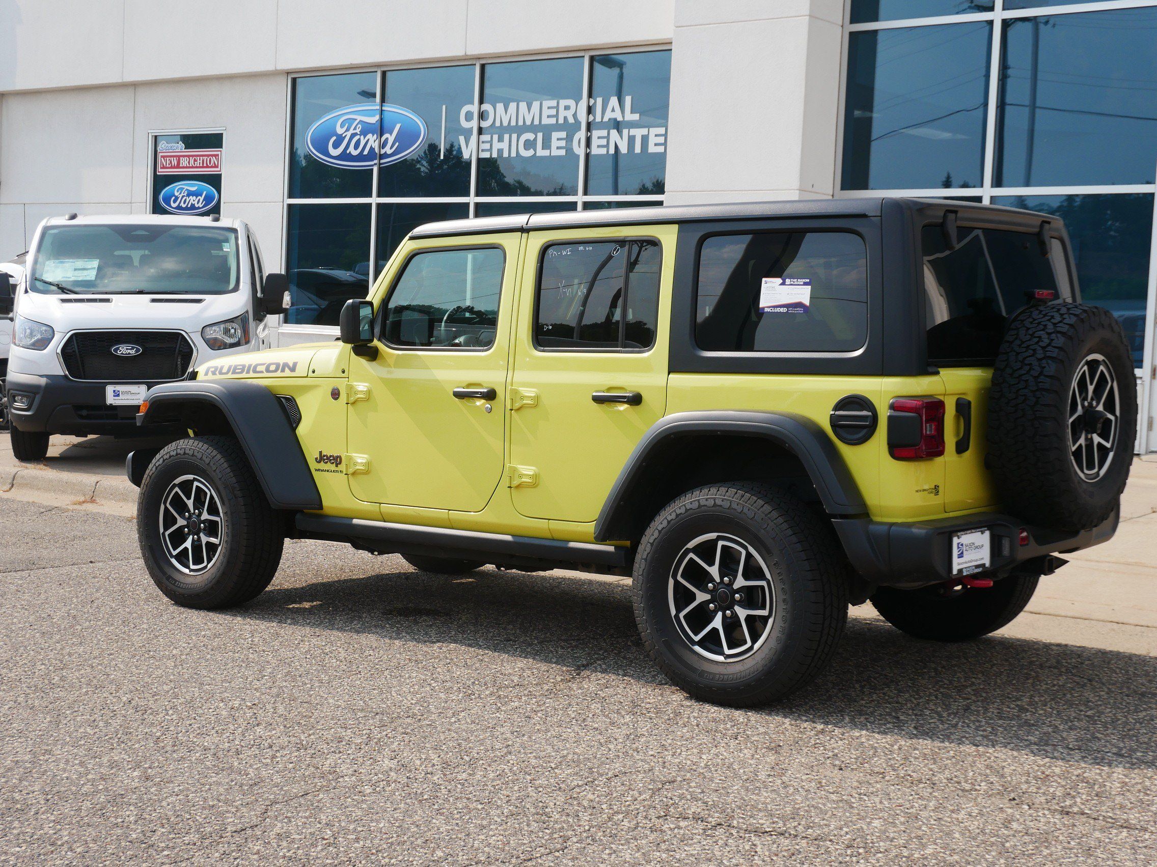 Used 2024 Jeep Wrangler Unlimited Rubicon AWD/4WD image 27