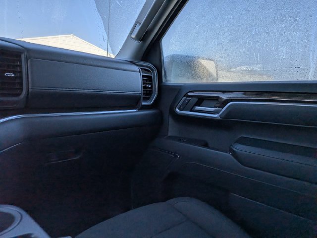 Used 2025 Chevrolet Silverado 1500 LT RWD image 16