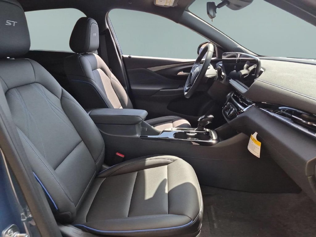 New 2026 Buick Envista Sport Touring FWD image 26