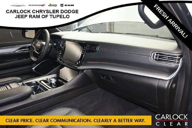 Used 2023 Jeep Wagoneer Series II AWD/4WD image 40
