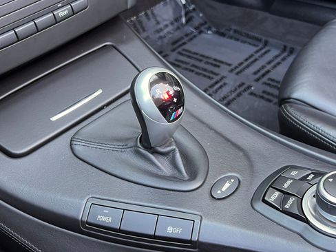 Used 2013 BMW M3 Convertible RWD image 37