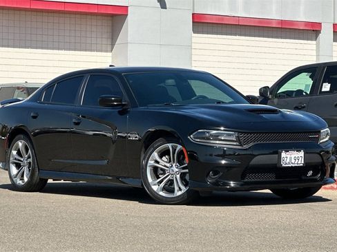 Used 2021 Dodge Charger R/T image 2