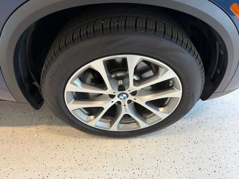 Used 2019 BMW X5 xDrive40i w/ Convenience Package AWD/4WD image 13