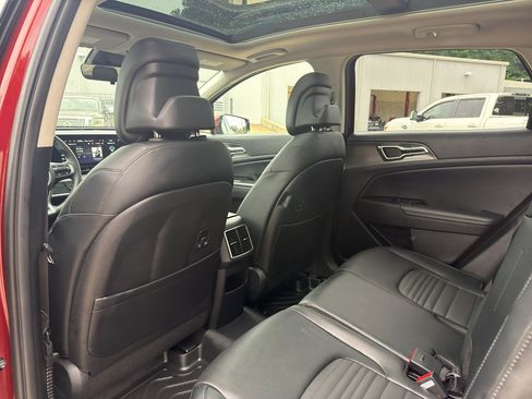 Used 2024 Kia Sportage SX FWD image 13