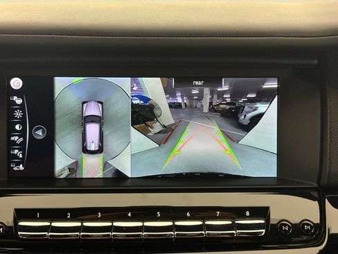 Used 2024 Rolls-Royce Cullinan AWD/4WD image 14
