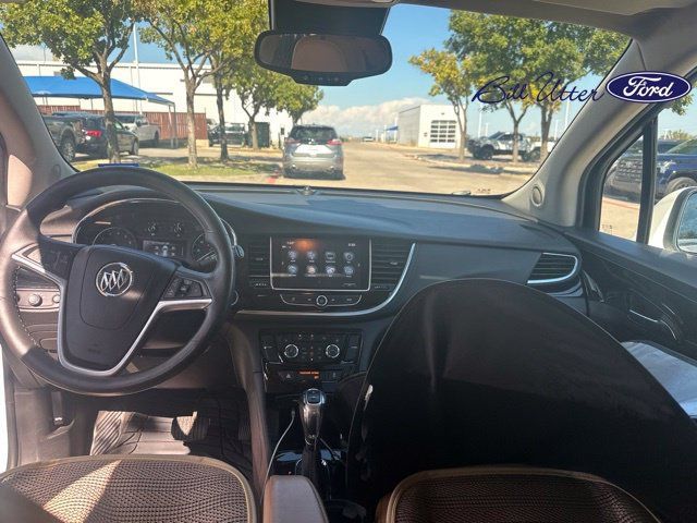 Used 2017 Buick Encore Essence AWD/4WD image 7