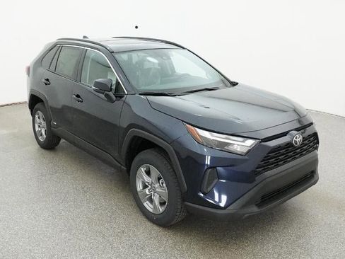 New 2025 Toyota RAV4 XLE image 13