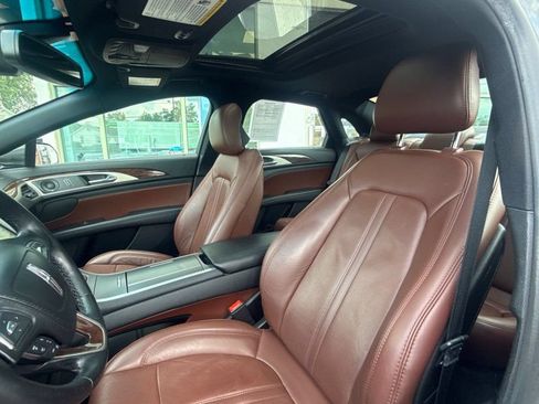 Used 2019 Lincoln MKZ Reserve AWD/4WD image 12