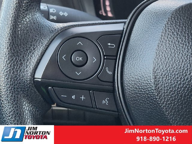 Used 2026 Toyota Corolla LE FWD image 28