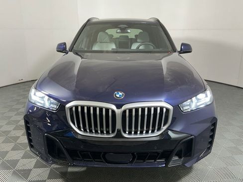 New 2026 BMW X5 xDrive40i w/ M Sport Package image 2