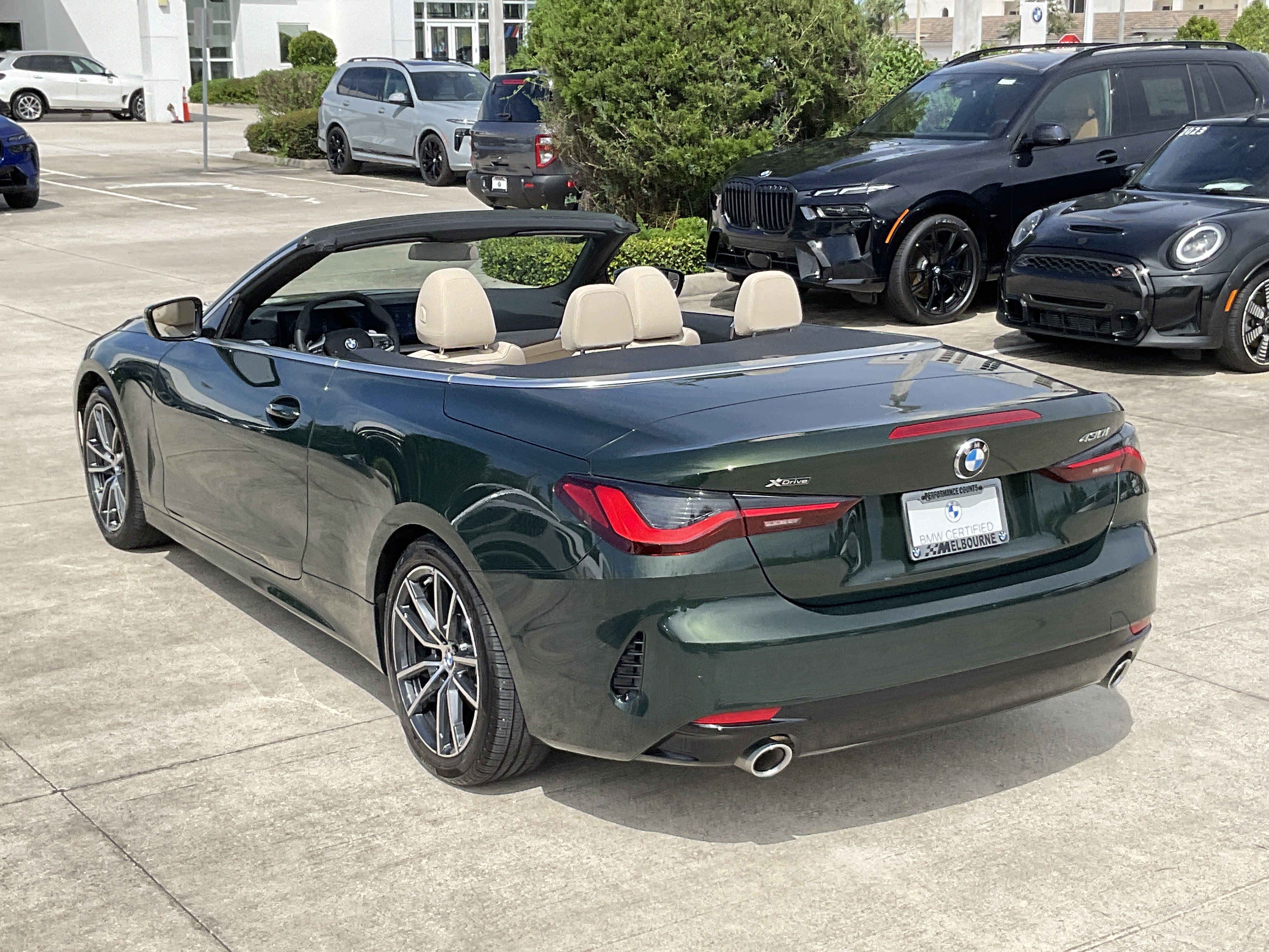 Certified 2025 BMW 430i xDrive Convertible w/ Premium Package AWD/4WD image 10