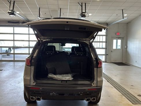 New 2026 GMC Acadia AT4 w/ Luxury Package image 16