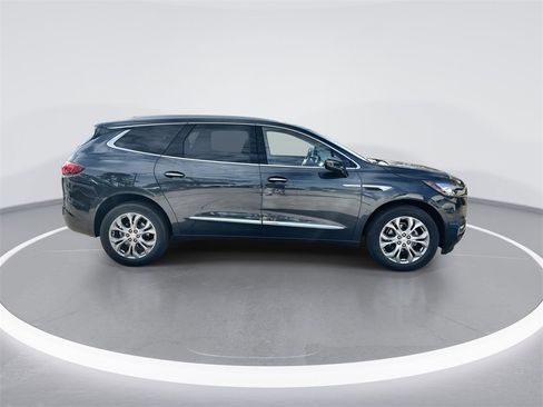 Used 2021 Buick Enclave Avenir w/ Avenir Technology Package image 9