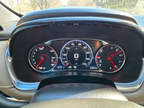 Used 2022 Chevrolet Traverse Premier w/ LPO, Floor Liner Package FWD image 28