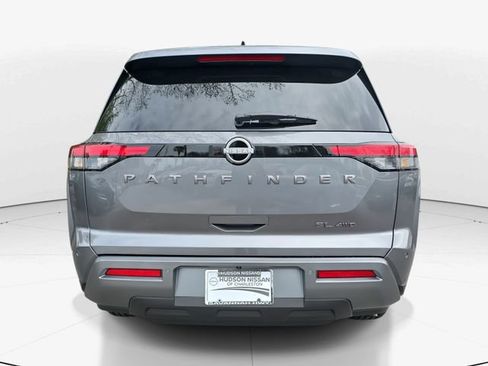New 2026 Nissan Pathfinder SL image 8