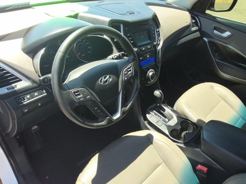 Used 2013 Hyundai Santa Fe Sport AWD/4WD image 12