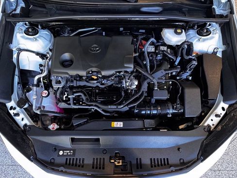 Certified 2025 Toyota Camry SE AWD/4WD image 19