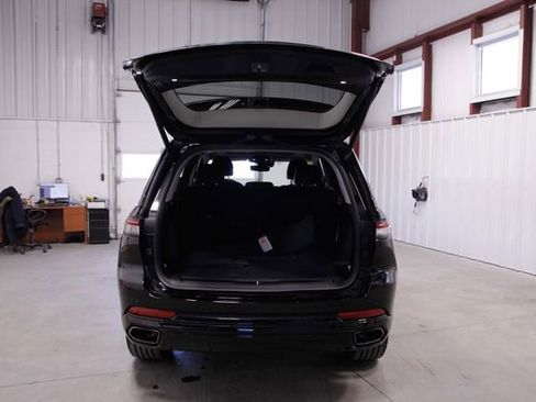 Used 2023 Jeep Grand Cherokee 30th Anniversary image 20