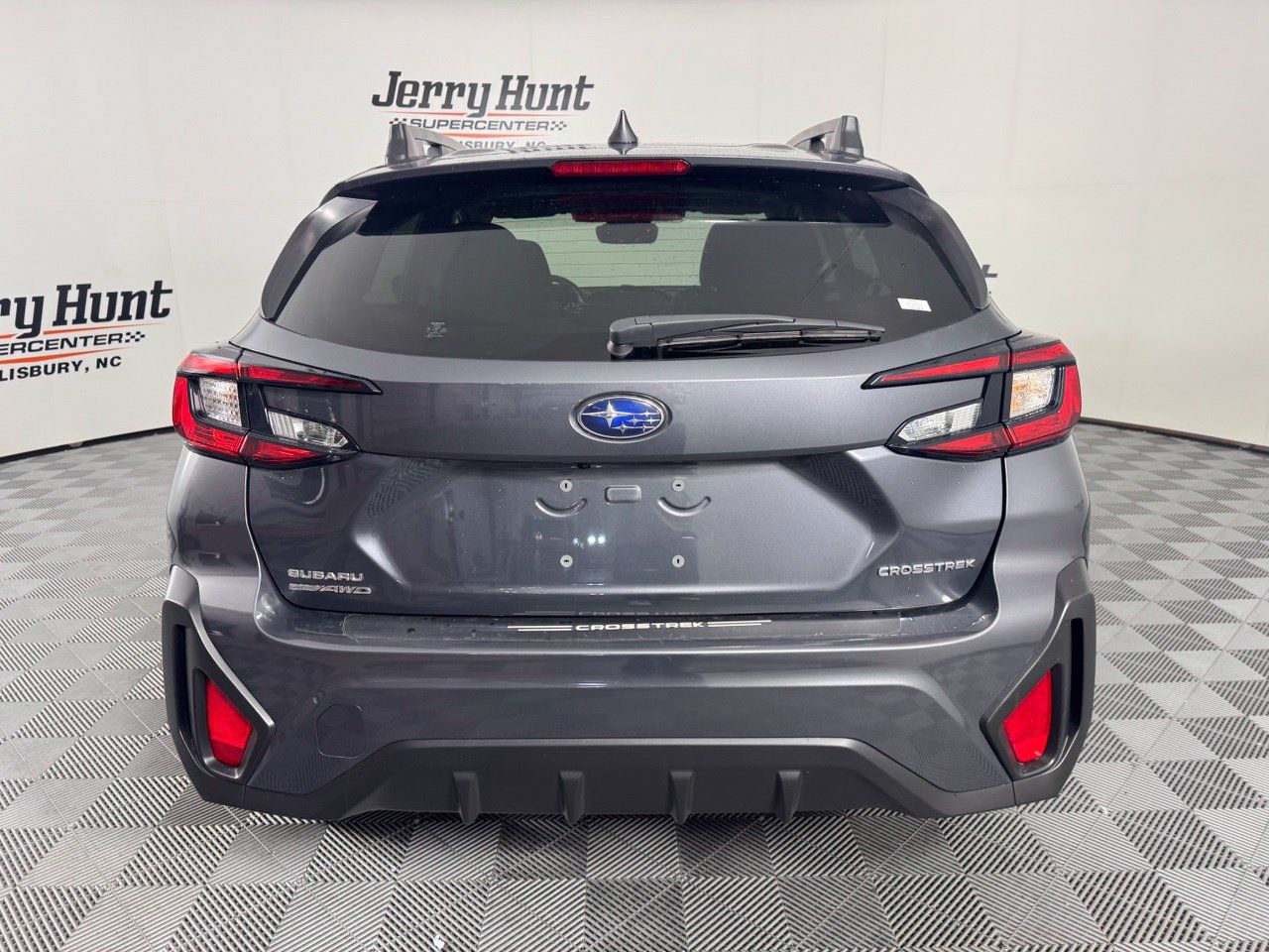 Used 2024 Subaru Crosstrek 2.0i Premium AWD/4WD image 7