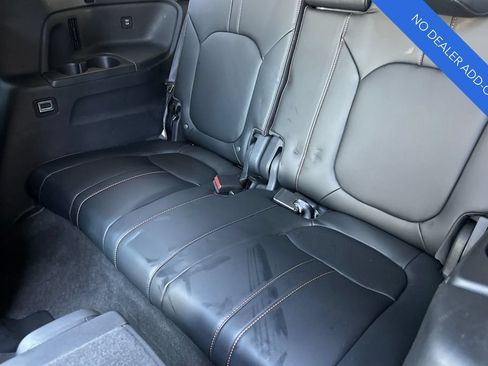 Certified 2025 Honda Pilot TrailSport image 17