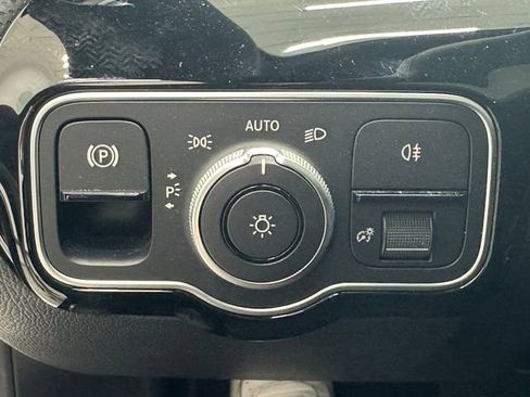 Certified 2026 Mercedes-Benz CLA 250 image 38