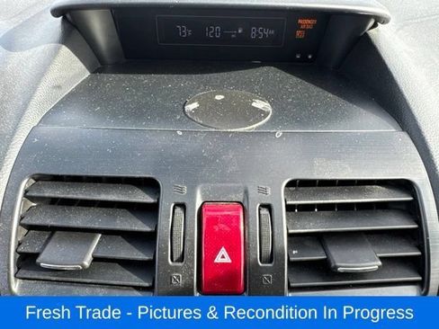 Used 2013 Subaru Crosstrek 2.0i Premium AWD/4WD image 16