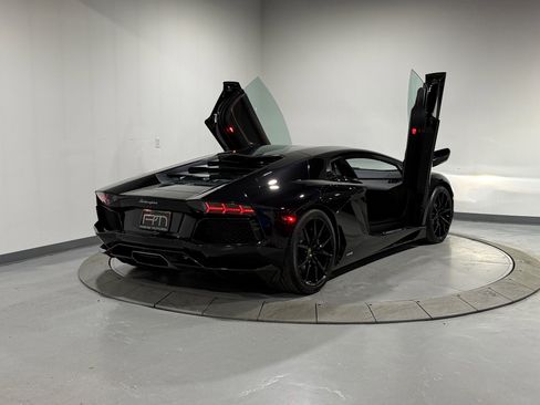 Used 2014 Lamborghini Aventador LP 700-4 image 34
