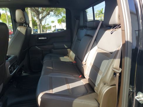 Used 2019 GMC Sierra 1500 Denali w/ Denali Ultimate Package image 5