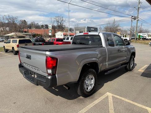 Used 2021 Toyota Tacoma SR image 4