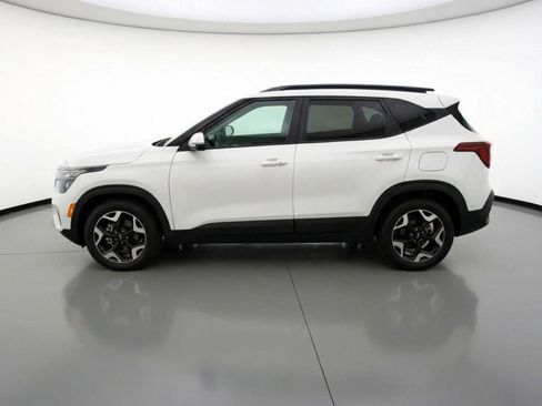 Used 2025 Kia Seltos S image 5