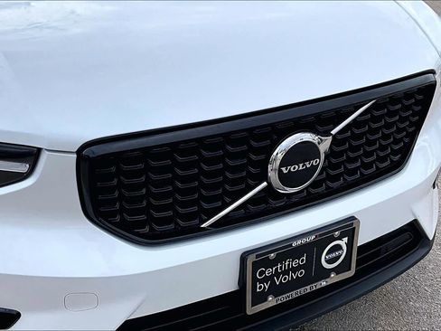 Used 2023 Volvo XC40 B5 Plus w/ Climate Package image 30