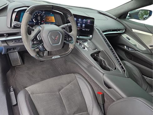 Used 2023 Chevrolet Corvette Z06 image 9