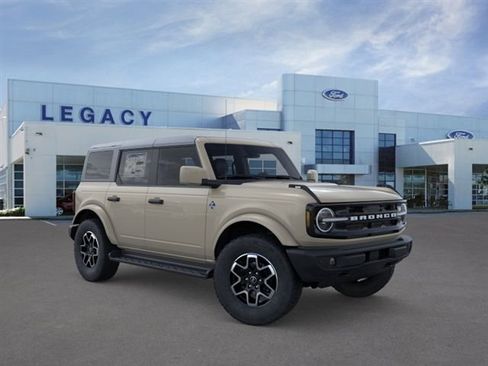 New 2026 Ford Bronco Outer Banks AWD/4WD image 7
