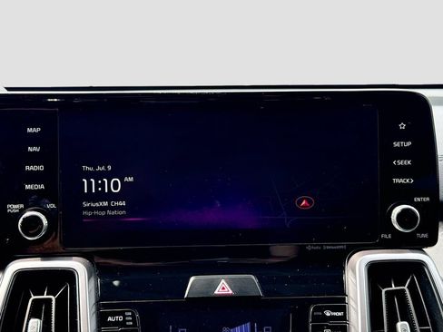 Certified 2023 Kia Sorento EX AWD/4WD image 18