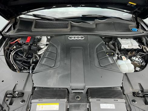 Used 2019 Audi Q7 3.0T Premium Plus w/ Premium Plus Package AWD/4WD image 34