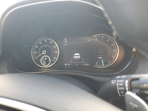 Used 2022 Genesis GV70 2.5T w/ Advanced Package image 25