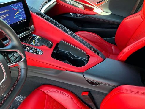 Certified 2021 Chevrolet Corvette Stingray Preferred Cpe w/ Engine Appearance Package RWD image 18