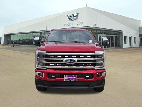 Used 2024 Ford F250 Platinum image 2