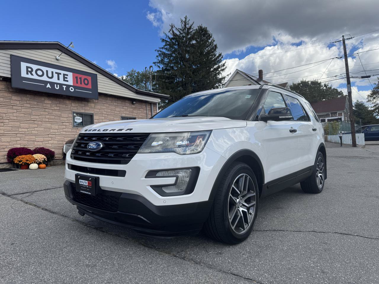 Used 2016 Ford Explorer Sport w/ Equipment Group 401A AWD/4WD image 1