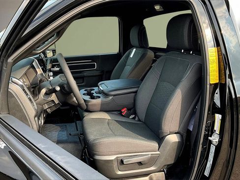 New 2025 RAM 5500 Big Horn image 9