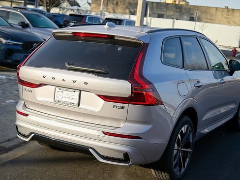 New 2026 Volvo XC60 B5 Plus w/ Protection Package Premier image 9