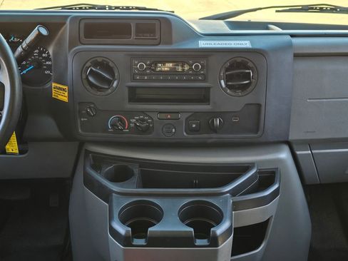 Used 2024 Ford E-350 and Econoline 350 Super Duty w/ Power Windows & Locks Group image 38