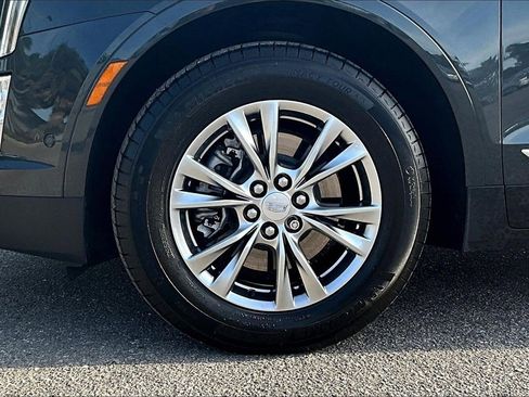 Used 2021 Cadillac XT5 Premium Luxury image 13