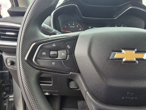 Used 2023 Chevrolet TrailBlazer LT FWD image 27