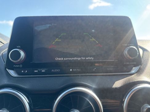 Used 2020 Nissan Sentra S image 40