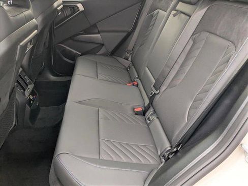 Used 2025 BMW X3 xDrive30i w/ Premium Package image 14