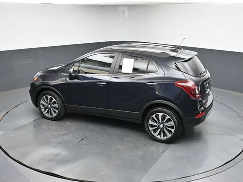 Used 2022 Buick Encore Preferred w/ Safety Package image 29