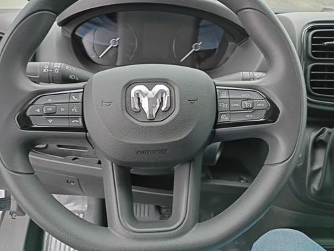 Used 2025 RAM ProMaster 2500 w/ Safety Group FWD image 15